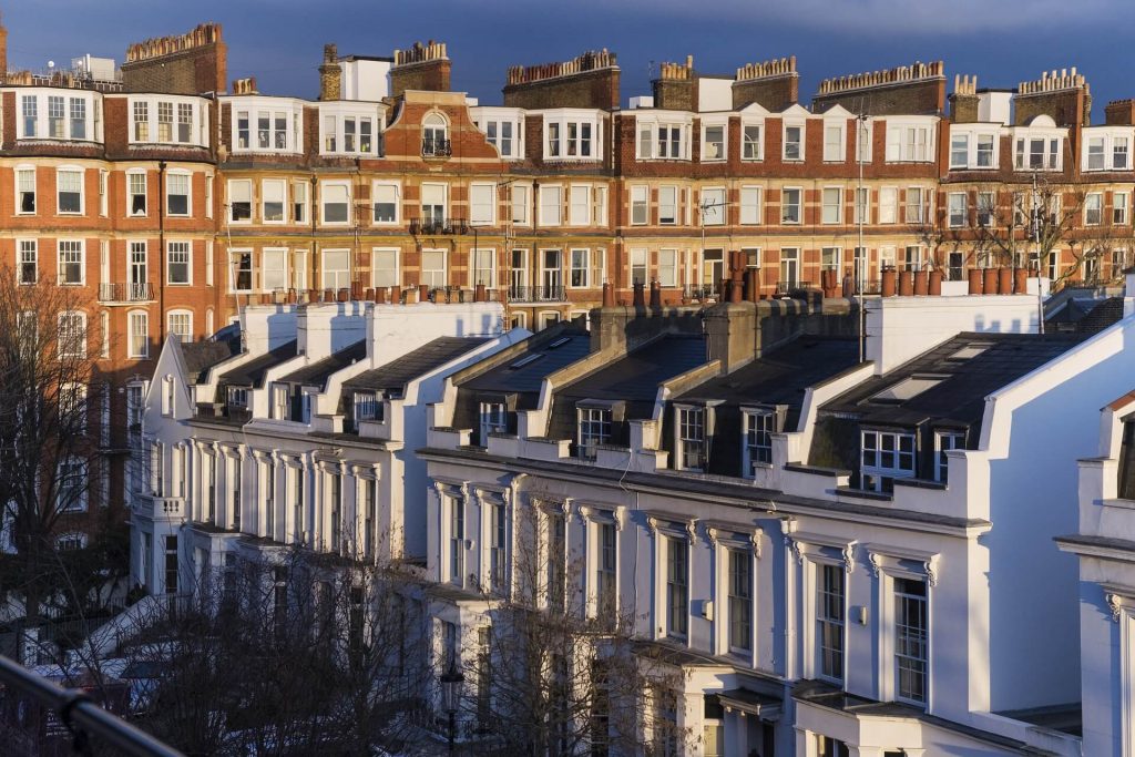 Benefits of Having Your Commercial Windows Cleaned in Summer